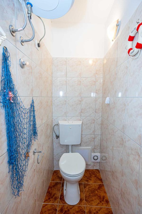Ferienwohnung Splitska Kala Exterior foto