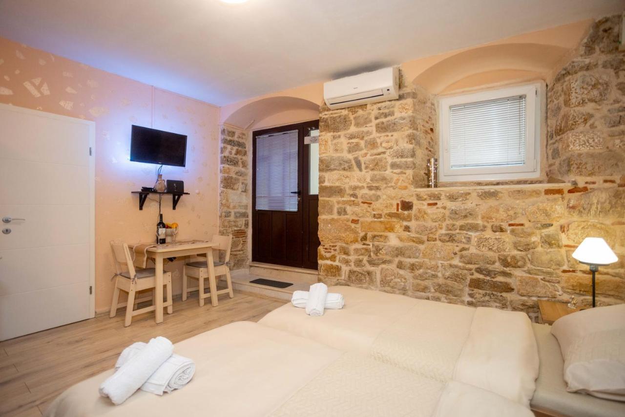 Ferienwohnung Splitska Kala Exterior foto